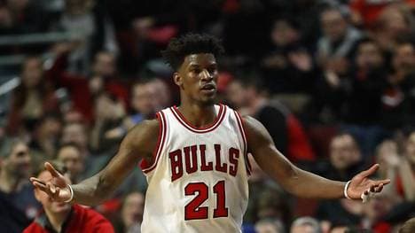 Phoenix Suns v Chicago Bulls