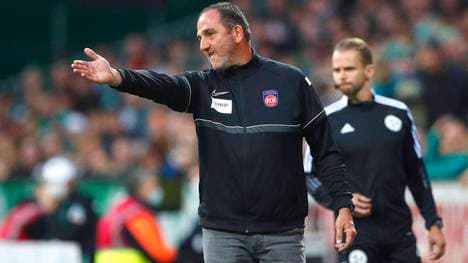 Heidenheim-Trainer Frank Schmidt hat seinen Vertrag verlängert
