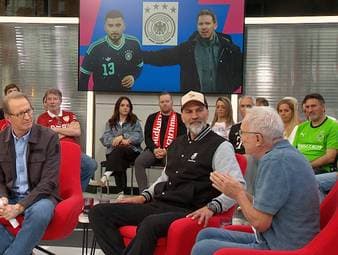 Bundestrainer Julian Nagelsmann kritisiert Deniz Undav nach seinem Siegtor gegen Ghana. Der Doppelpass diskutiert lebhaft über Nagelsmann und Undav. 