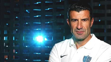 Luis Figo präsentiert sich entschlossen