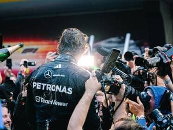 Ein ganzes Land fühlt sich erlöst - und träumt von mehr