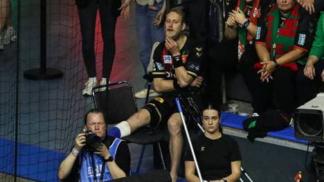 Matthias Musche verfolgte das Spiel verletzt