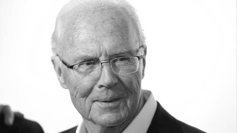 Zehntausende Fans gedachten Franz Beckenbauer