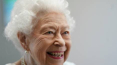 Queen Elizabeth gratuliert England-Ladies zum EM-Titel