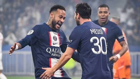 Neymar (l.) und Lionel Messi (r.) feierten den Siegtreffer