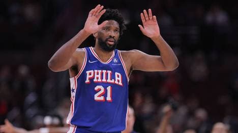 NBA-Star Joel Embiid muss sich eventuell einer Knie-OP unterziehen