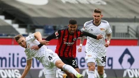 Sehnenverletzung: Ragnar Ache (M.) muss erneut länger pausieren