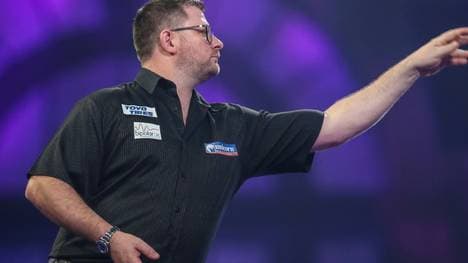 Wade steht im Finale des Grand Slam of Darts