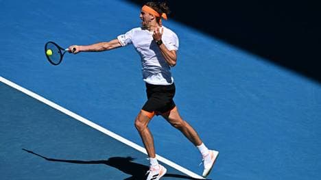 Alexander Zverev ist bei den Australian Open am Mittwoch in der 2. Runde gefordert 