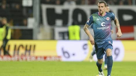 Simon Zoller im Trikot des FC St. Pauli