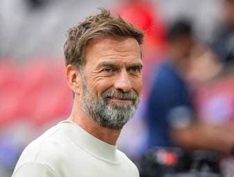 In "WM Aktuell" diskutiert Julia Simic die Frage, ob Jürgen Klopp nach dem enttäuschenden WM-Abschneiden der richtige Mann für den Neuanfang beim DFB wäre und tatsächlich zum Glücksgriff werden könnte.