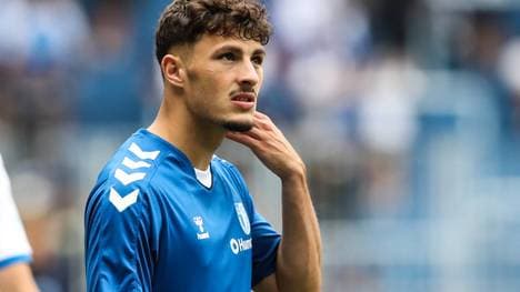 Der 1. FC Magdeburg hat Eldin Dzogovic mit einem neuen Vertrag ausgestattet