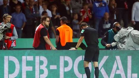 Bayern Muenchen v Eintracht Frankfurt - DFB Cup Final