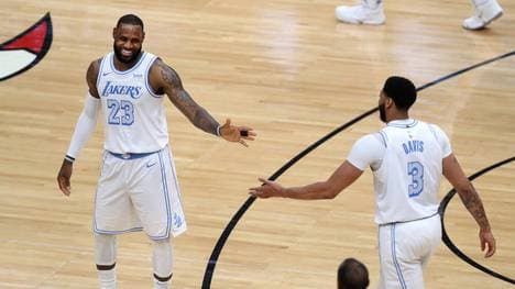 Die Los Angeles Lakers um LeBron James und Anthony Davis haben die Serie gegen die Phoenix Suns zunächst gedreht