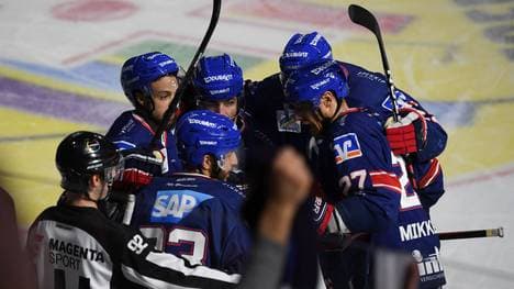 Die Adler Mannheim verkürzten den Abstand zur Tabellenspitze