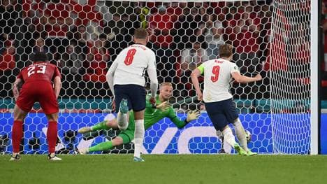 Kasper Schmeichel wurde vor dem Elfmeter per Laserpointer gestört