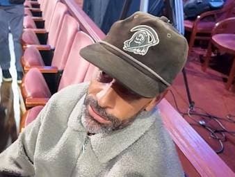 Der frühere United-Profi und englische Nationalspieler Rio Ferdinand glaubt, dass die Three Lions die Weltmeisterschaft gewinnen können. Dem 47-Jährigen zufolge hat Englands Trainer Thomas Tuchel das Potenzial, das Team zum Titel zu führen.