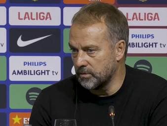 Hansi Flick findet nach dem 4:0-Sieg des FC Barcelona gegen Athletic Bilbao lobende Worte für Torschütze Robert Lewandowski. Für den Trainer ist der Stürmer immer noch auf einem Top-Niveau.