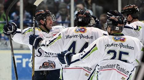 Die Straubing Tigers müssen bei Red Bull München ran