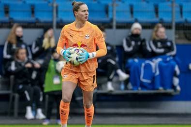 Leipzig verlängert mit Torhüterin