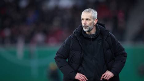 Rose gerät bei Leipzig unter Druck