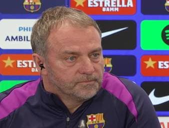 Raphinha steht dem FC Barcelona derzeit verletzungsbedingt nicht zur Verfügung. Trainer Hansi Flick betonte in einer Medienrunde, wie bedeutend der Brasilianer für die Blaugrana ist.