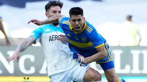 Im argentinischen Supercup hagelte es Karten