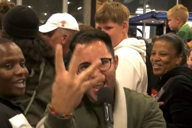 Hier rasten Tausende Fans komplett aus