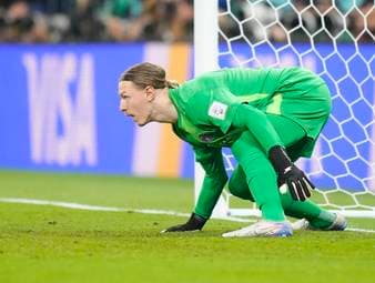 Elfer-Held brach sich die Hand - und merkte es nicht