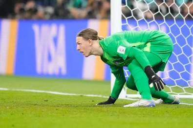 Elfer-Held brach sich die Hand - und merkte es nicht