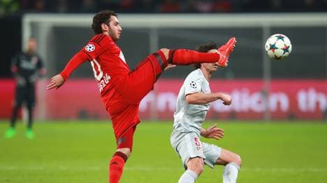 Hakan Calhanoglu-Bayer Leverkusen-Atletico Madrid