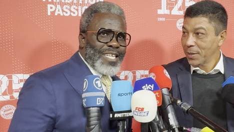 Sammy Kuffour (l.) und Giovane Elber beim Jubiläumsfest des FC Bayern