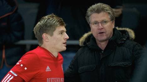 Roland Kroos (r.) kam 2002 mit seinen Söhnen Toni (l.) und Felix zu Hansa Rostock