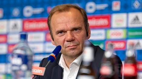 Hamburgs Vorstandsvorsitzender Bernd Hoffmann äußert sich zum Arp-Transfer zu Bayern München