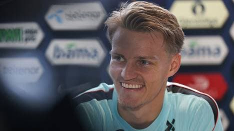 Martin Ödegaard auf der Pressekonferenz