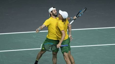 Jordan Thompson (l.) und Max Purcell feiern ihren Sieg