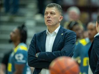EWE Baskets trennen sich von Trainer