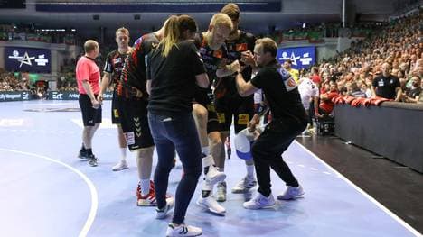 Musche (M.) humpelte früh vom Feld