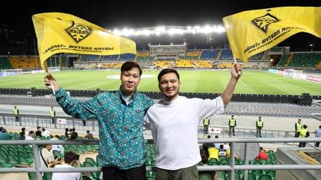 Almaty-Fans bejubeln die erstmalige CL-Qualifikation