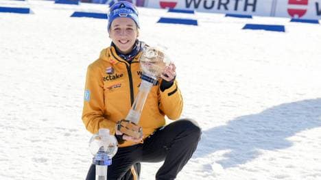 Strahlt mit der Kristallkugel um die Wette: Franziska Preuß 