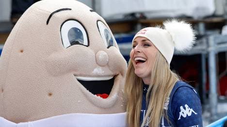 Lindsey Vonn feierte ihr Podium mit Maskottchen Spuddy Buddy