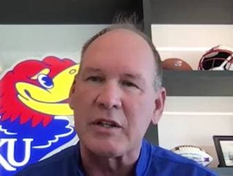 Quarterback Fernando Mendoza gilt beim NFL-Draft als Favorit auf den ersten Pick durch die Las Vegas Raiders. Kansas-Coach Lance Leipold ist von den Qualitäten des Spielmachers überzeugt.