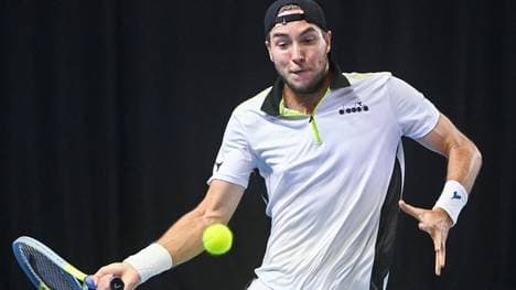 Jan-Lennard Struff muss im Davis Cup gegen Novak Djokovic ran