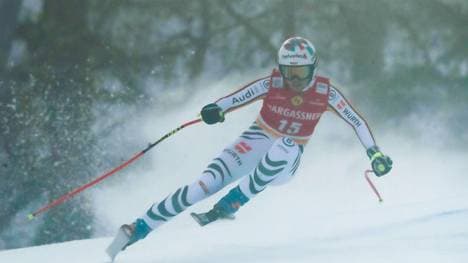 Viktoria Rebensburg fuhrt bei der Abfahrt in Zauchensee hinterher