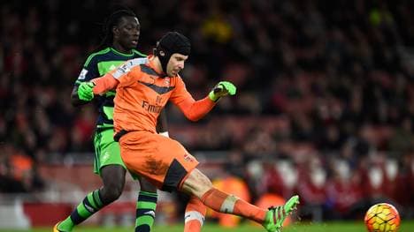 Petr Cech (r.) wechselte im vergangenen Sommer vom FC Chelsea zum FC Arsenal