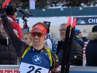 David Zobel löst in Ruhpolding die Olympia-Norm. Mit dem Sieg hat das DSV-Ass trotz fehlerfreier Schießen dennoch nichts zu tun. 