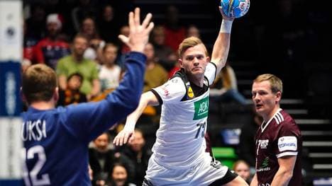 Timo Kastening durfte sich mit Deutschland über einen Sieg gegen Lettland freuen. In der Hauptrunde wird es aber schwer