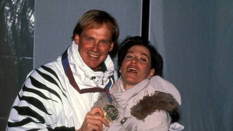 Markus Wasmeier feierte seine Goldmedaille im Super G bei Olympia 1994 mit Ehefrau Brigitte