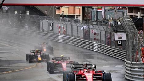 Starker Regen verhindert pünktlichen Start in Monaco