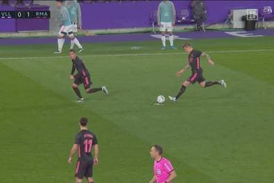 Kroos! Dieser Freistoß bringt Real zurück ins Titelrennen